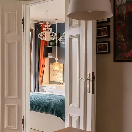 Rentplanet - Odra Tower Apartment Breslau