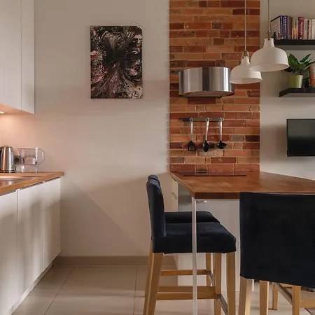 Rentplanet - Odra Tower Apartment Breslau