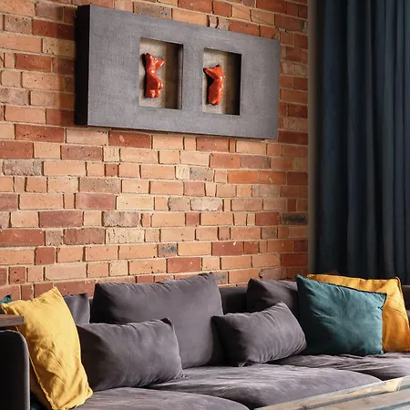 Rentplanet - Odra Tower Apartment Breslau