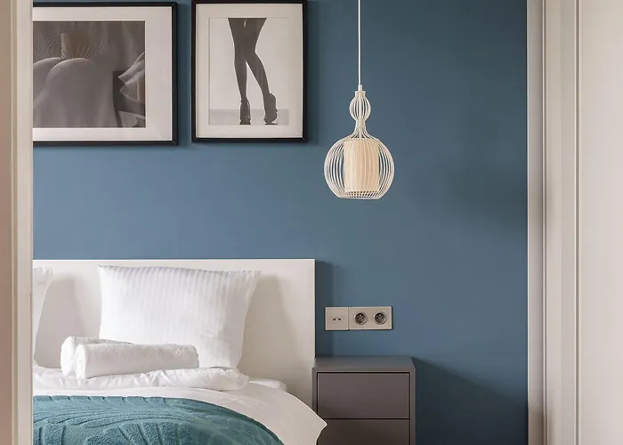 Rentplanet - Odra Tower Apartment Breslau